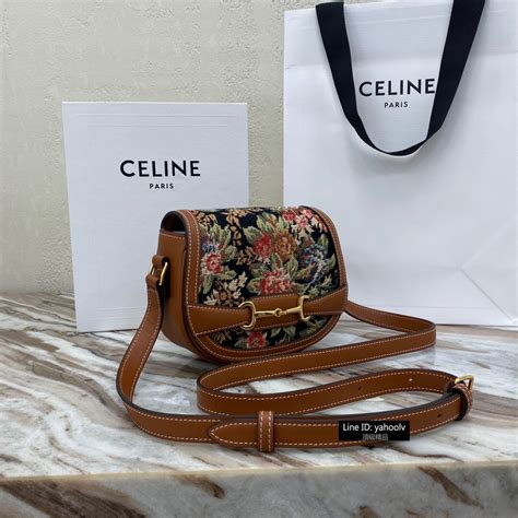 港鐵車門外拖行「CELINE小牛皮手袋」仍完好無缺！Celine 